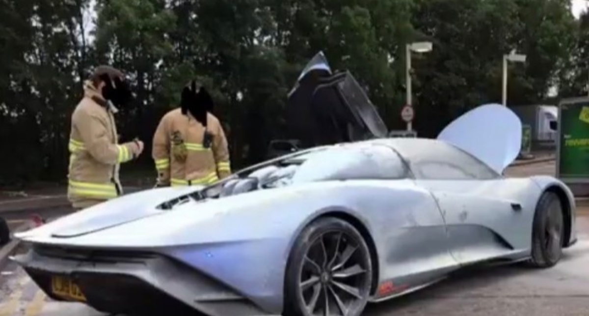 Деньги на ветер: супердорогой McLaren Speedtail сгорел прямо во время тестов
