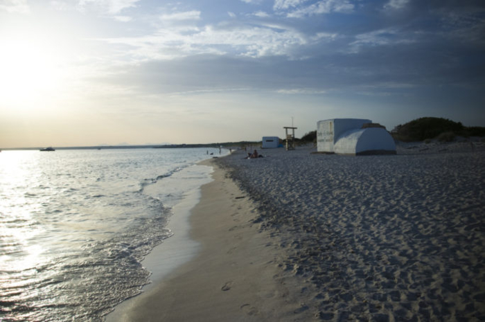 Эс-Тренк — один из лучших диких пляжей Испании
