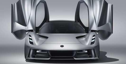 Не Tesla единым: мощнейшим электрокаром признали Lotus Evija