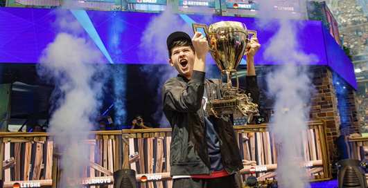Миллионер в 16: юный геймер выиграл чемпионат мира по Fortnite