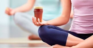 Пьяная йога: новый тренд в американском фитнесе