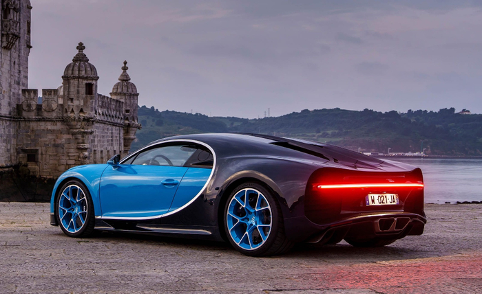 2 место: Bugatti Chiron – 443 км/ч
