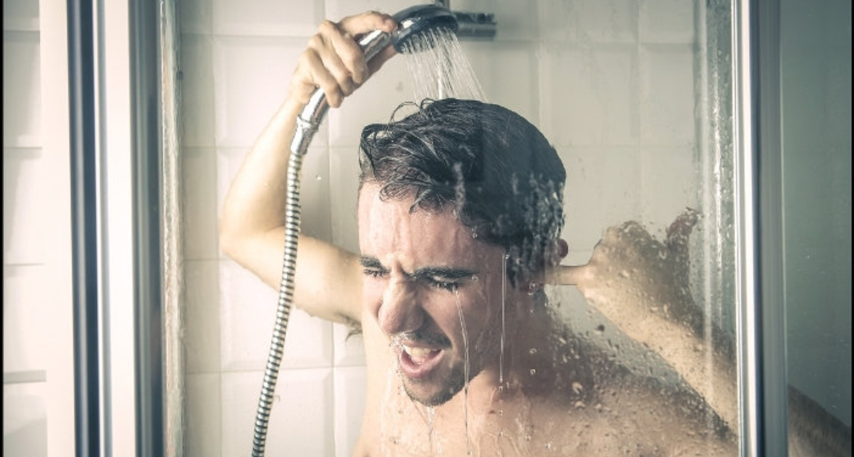 Утренний душ: 5 причин сделать воду попрохладнее