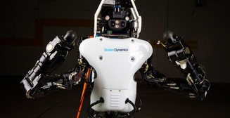 Робот-трюкач: Boston Dynamics показали андроида-акробата