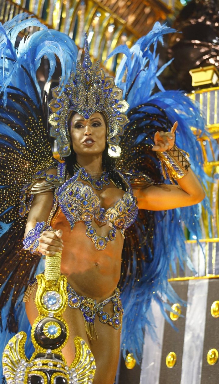 Зрелищный карнавал - визитная карточка Бразилии