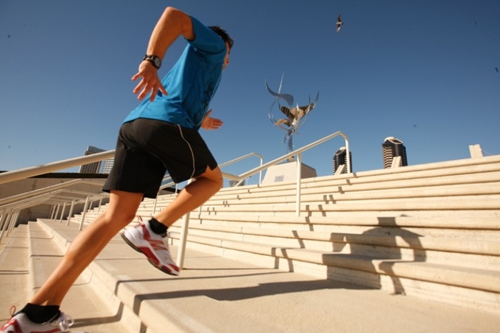 Бег по лестнице полезен не только спортсменам