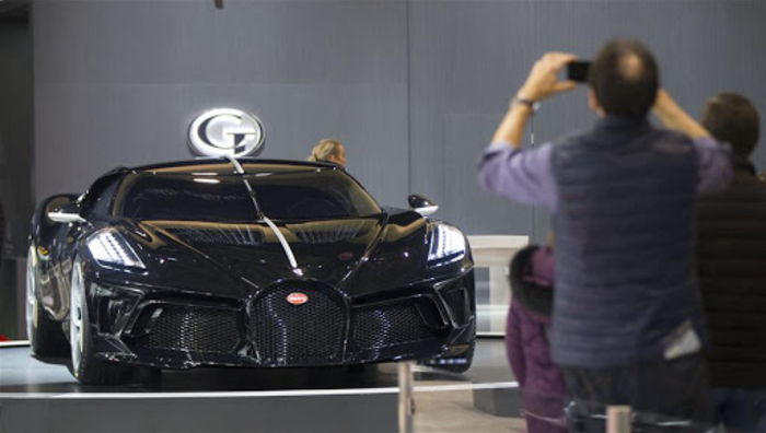 Bugatti La Voiture Noire. Приковывает взгляды
