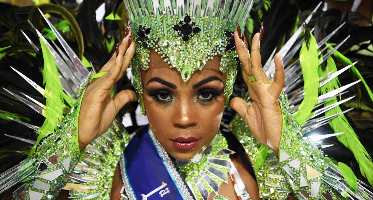 Самба-королевы: фото самых горячих танцовщиц карнавала в Рио-де-Жанейро 2020