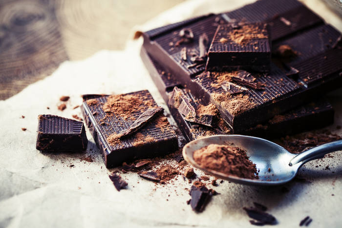Горький шоколад понижает давление
