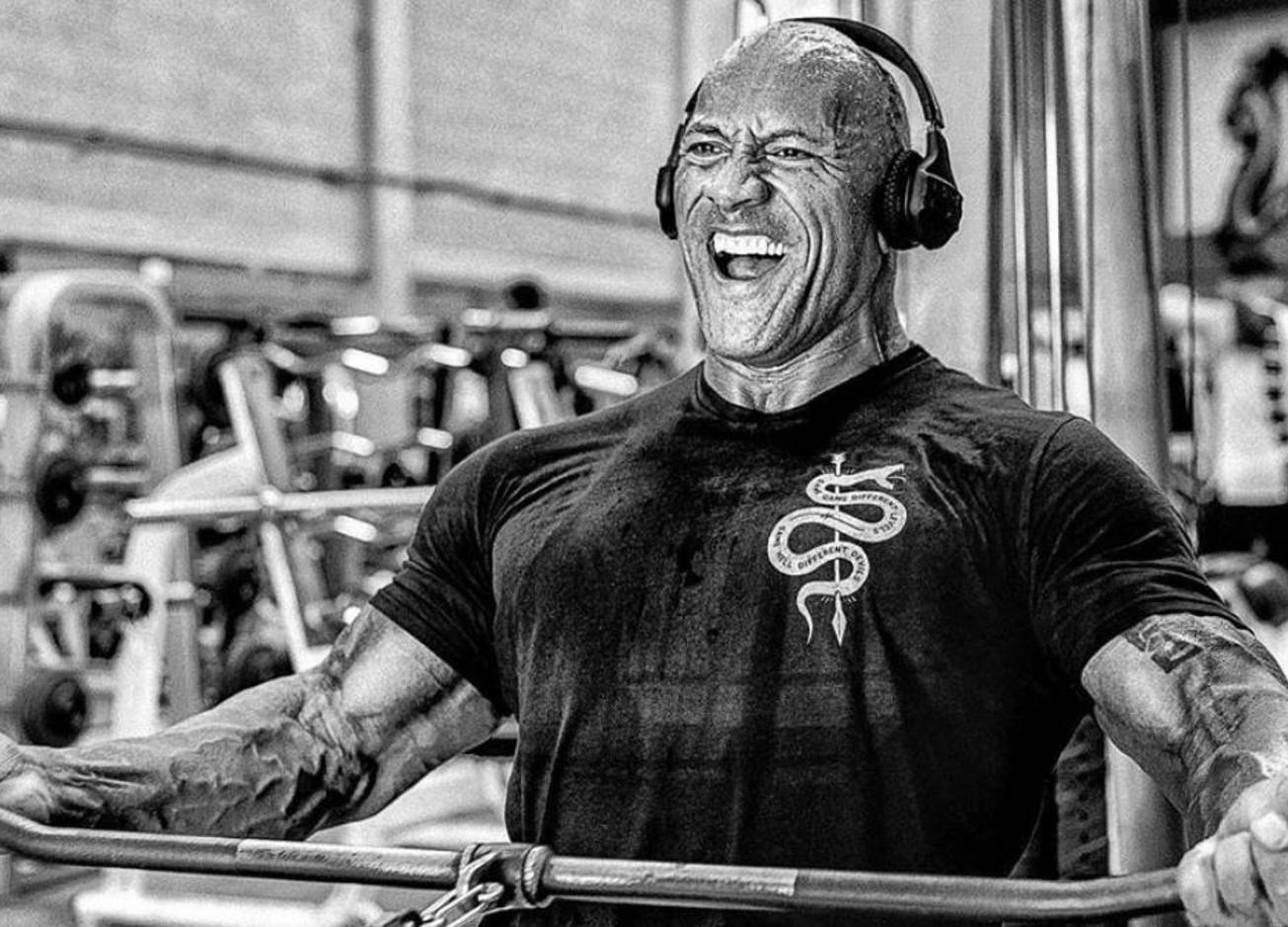 Как тренируется Скала: лютая программа Дуэйна Джонсона для супергеройской роли