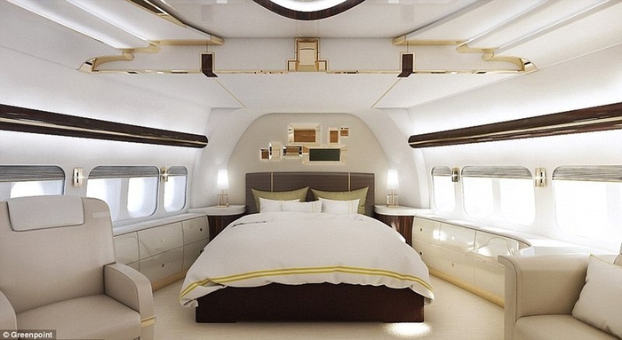 Внутри Boeing 747−8 есть все, даже Sky Loft