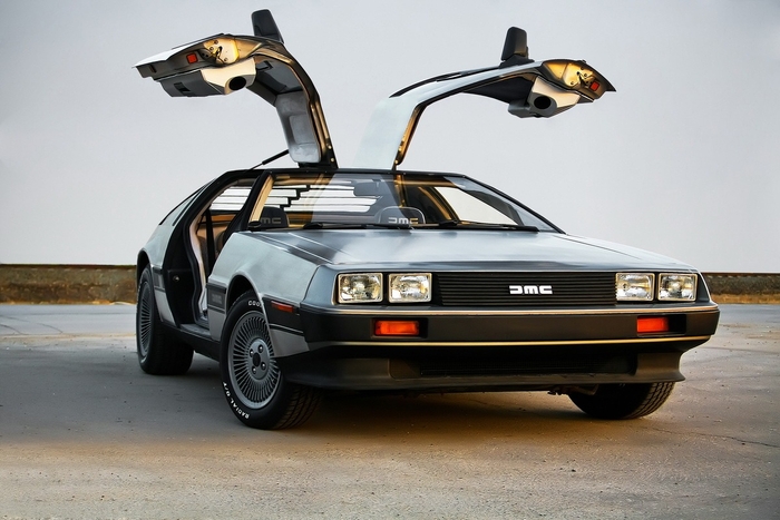 DeLorean DMC-12 — «Назад в будущее», 1985