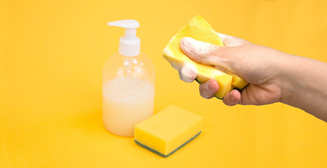 Як приготувати безпечний засіб для миття посуду своїми руками