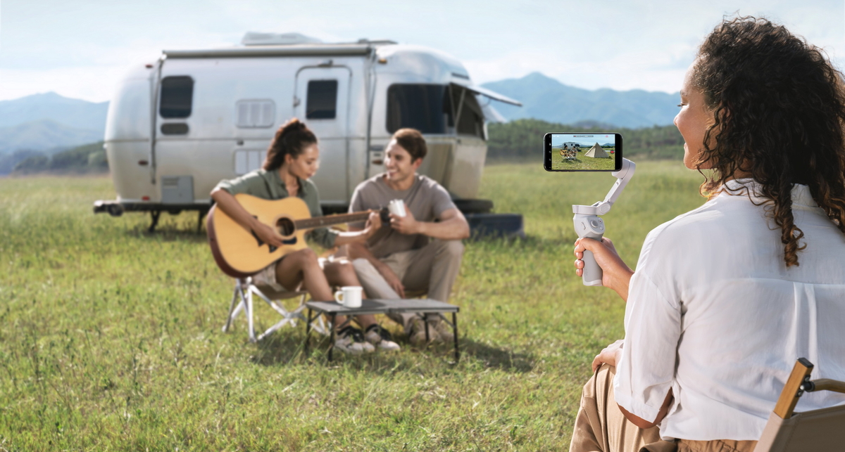 Fly Technology представила новое поколение мобильного стабилизатора DJI Osmo Mobile 4