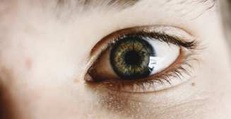 Синдром сухого глаза: что это такое и как с ним бороться