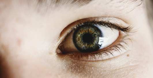 Синдром сухого глаза: что это такое и как с ним бороться