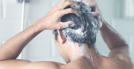 Як часто потрібно мити волосся шампунем
