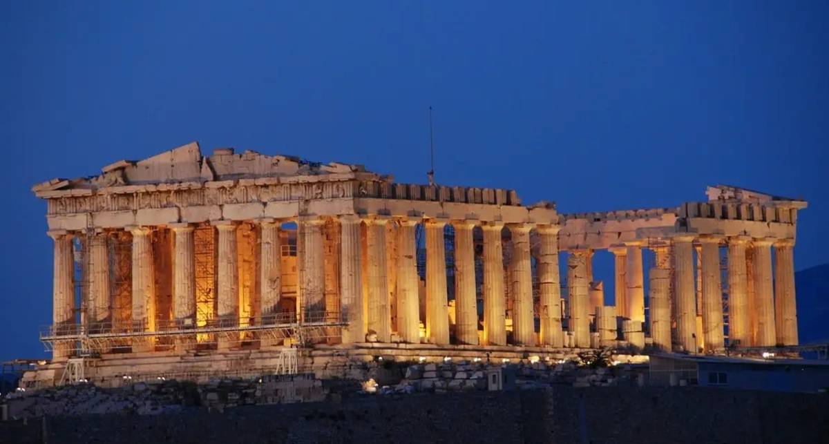 10 самых впечатляющих древних построек мира (часть I)