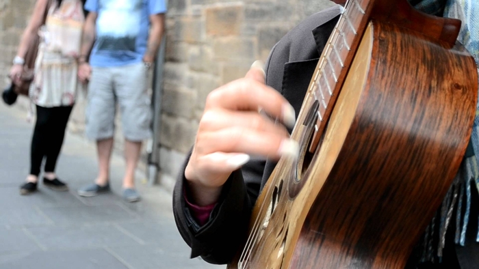 Внутри нее: ТОП-5 забавных способов понять женщину