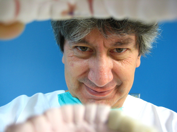 Сам себе стоматолог: как держать зубы в порядке