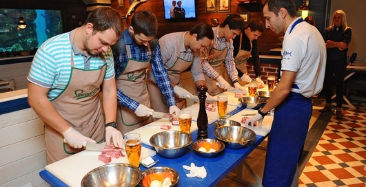 Мужской мастер-класс: тушеные ребрышки и штрудель