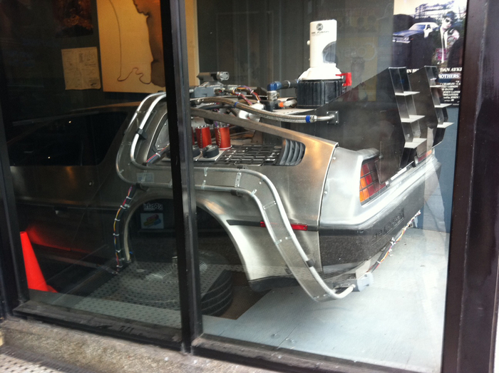 Напиться до инфаркта: самые странные кофейни планеты