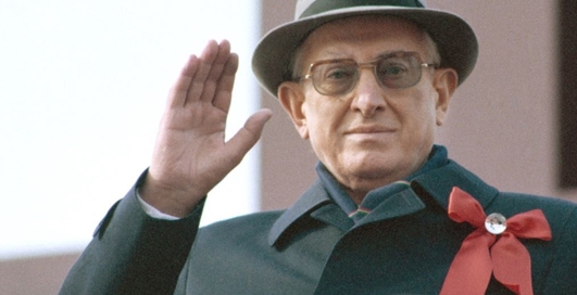 По трупам к власти: интересные факты об Андропове