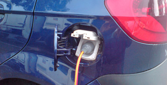 Автогиганты планируют экспансию электромобилей