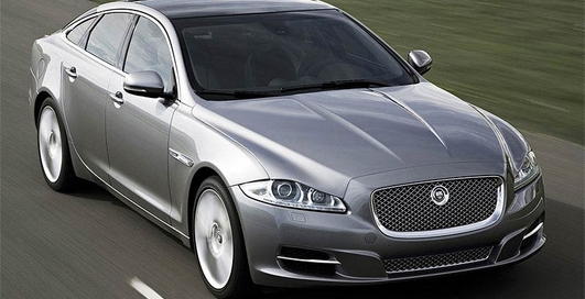 Jaguar XJ получит гибридную версию