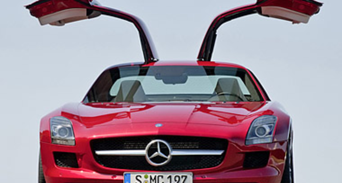 Mercedes-Benz SLS AMG получит версию Black