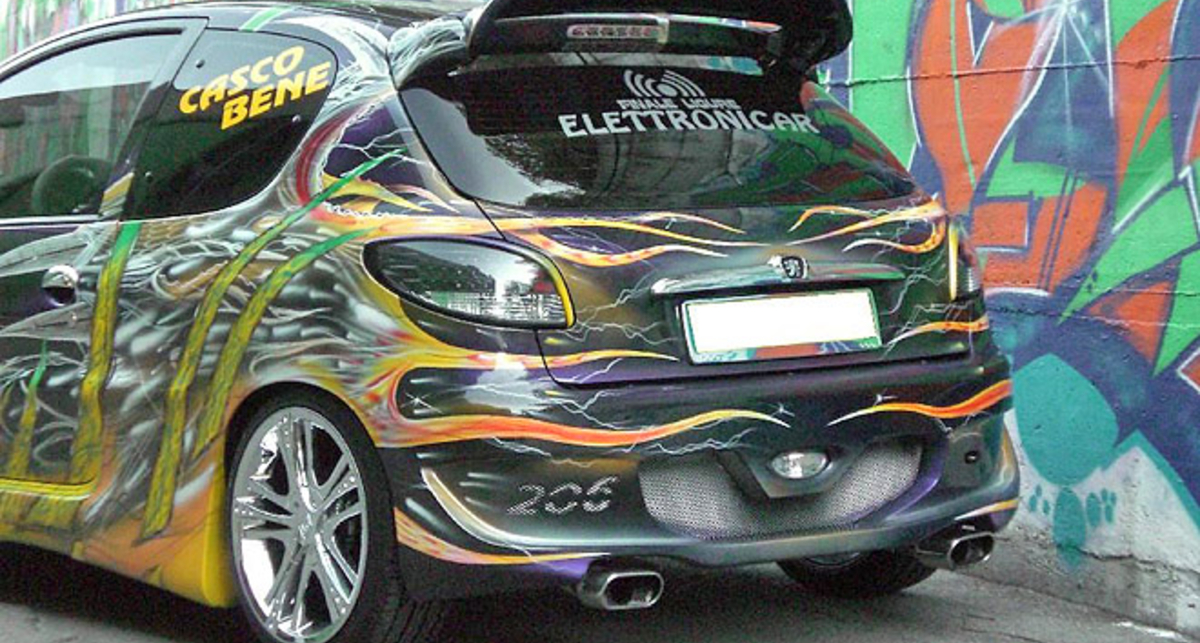 Названы самые популярные цвета автомобилей