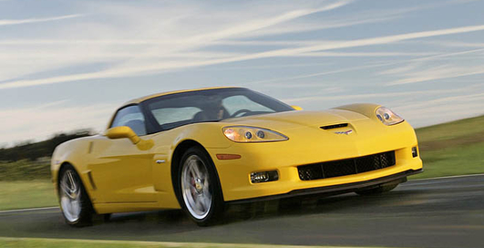 У Chevrolet Corvette срывает крышу