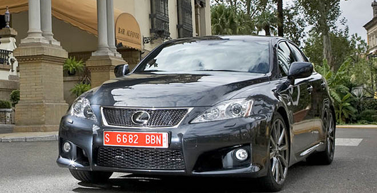 Lexus IS получит новую версию
