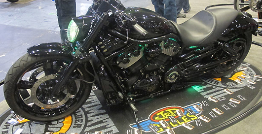 Монстры года: ТОП-10 мужских мотоциклов-2013