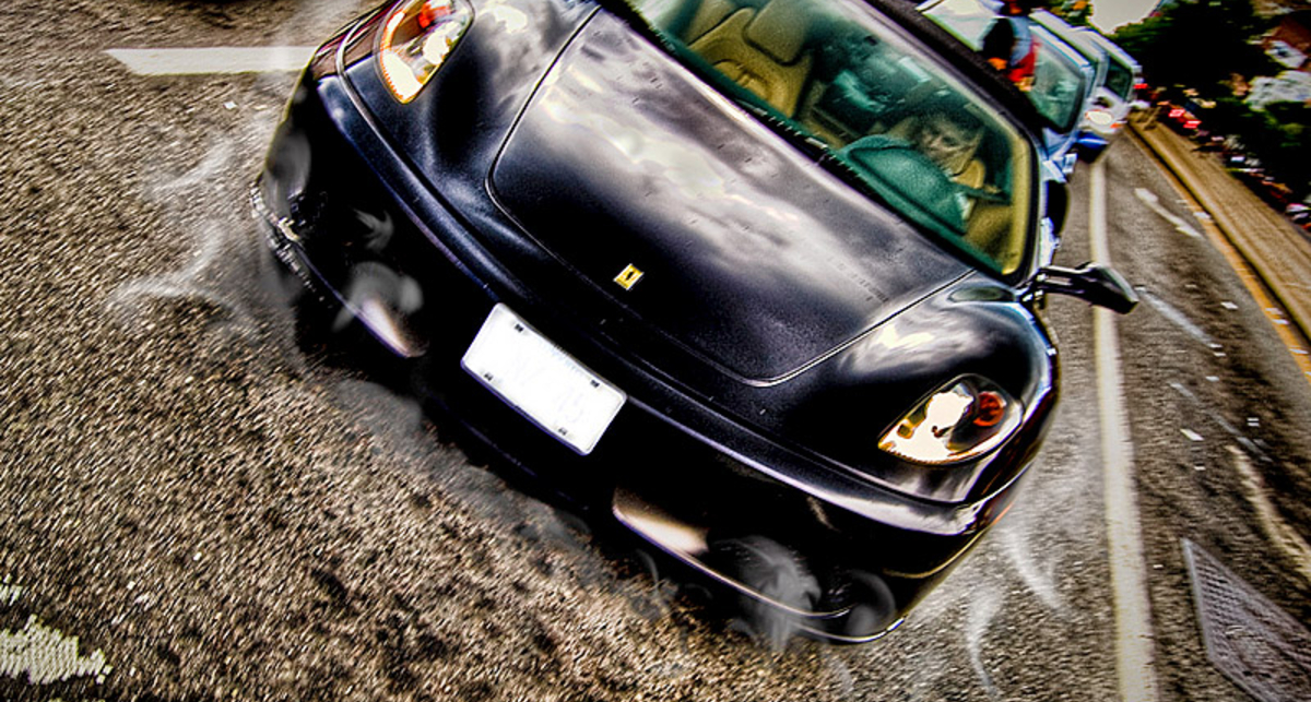 Самые опасные автомобильные цвета