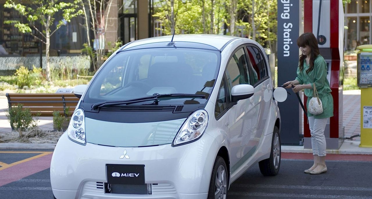 Электрокары подешевеют на треть