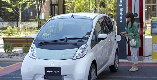 Электрокары подешевеют на треть