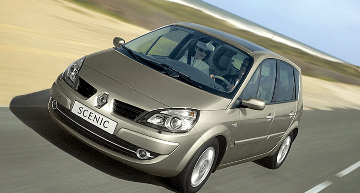 Renault отзывает около 700 тыс. авто