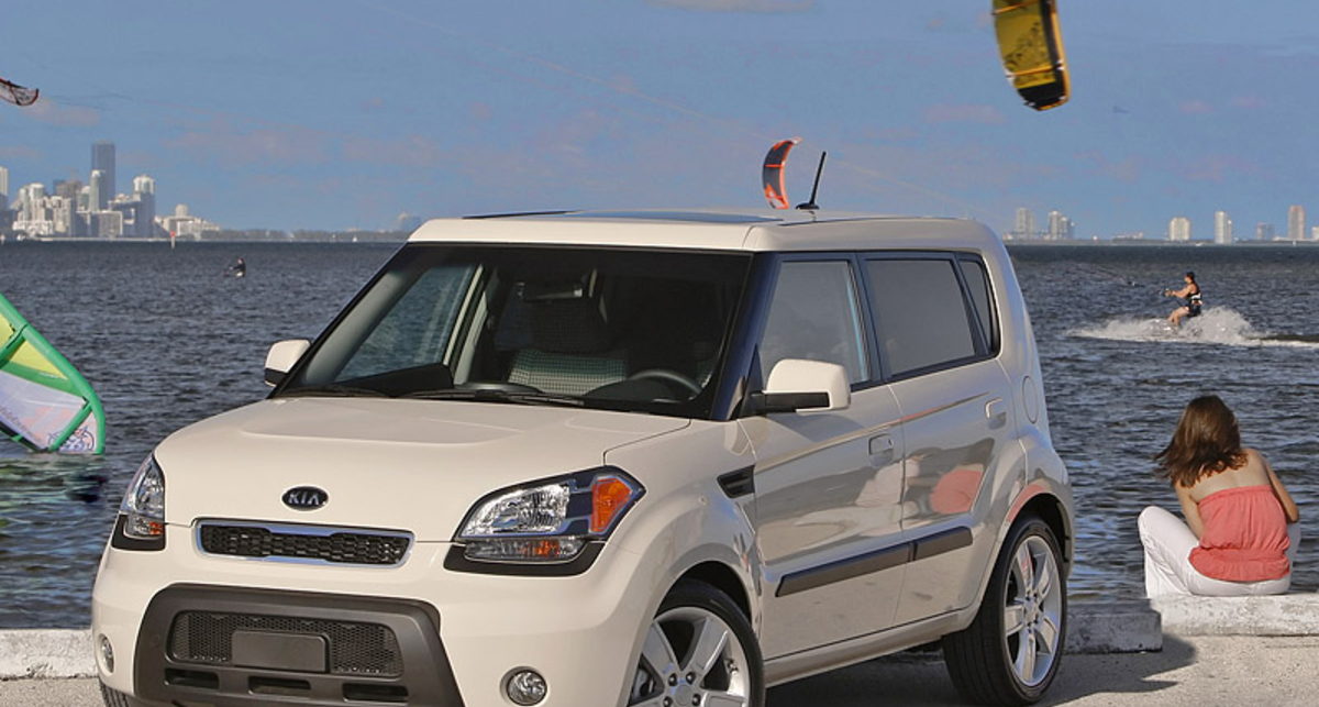 Руководитель Kia уволился из-за отзыва