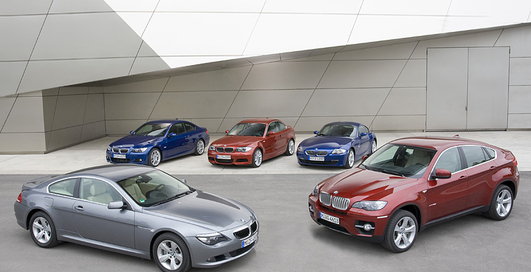 Назван самый популярный автомобильный цвет