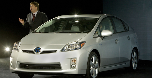 "Экологичная" Toyota оказалась вреднее обычных авто