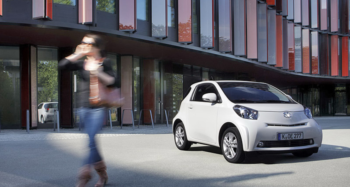 Toyota отзывает автомобили в Европе и Японии