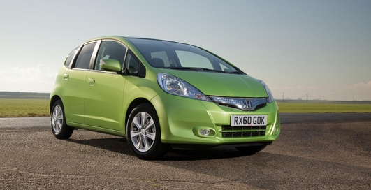 Несменного лидера продаж авто в Японии подвинули с пьедестала