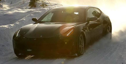 За Ferrari FF уже приходится занимать очередь