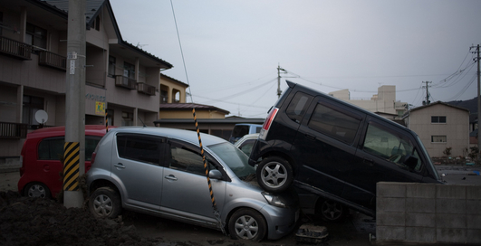Япония утилизирует все поврежденные машины