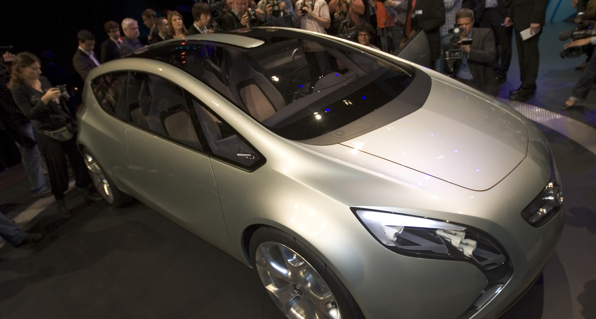 Opel назвал машину в честь кофе