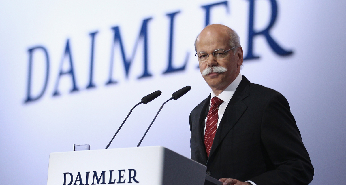 Mercedes-Benz отзывает машины в США и Германии