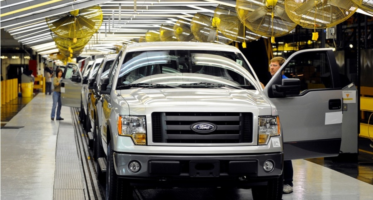 Ford отзывает 1 млн. пикапов