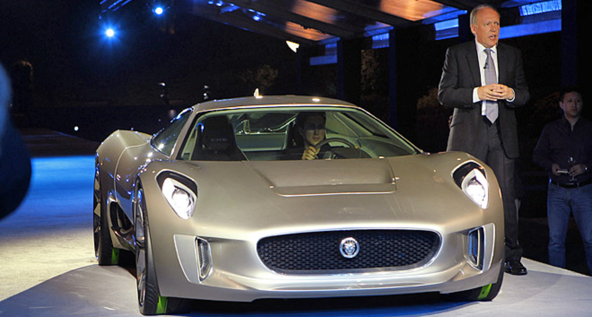 Новый Jaguar разгонится до 300 км/ч за 15,5 секунды