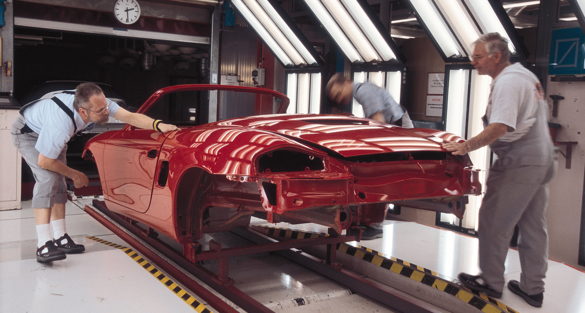 Япония снова производит автоэмаль